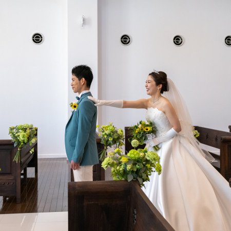 初めて見る花嫁様のウェディングドレス姿、ついにご対面