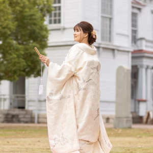 白無垢や打掛けもモダンな雰囲気に| ティアラ ザ クラシック クラブ（登録有形文化財）の写真(43639137)