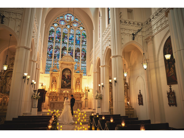 ノートルダム大聖堂  ＼花嫁が憧れる広島唯一の白亜の大聖堂で感動挙式／