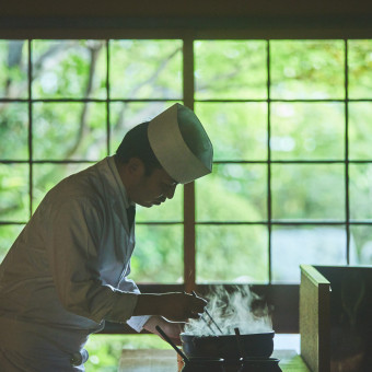 名だたる名店で研鑽を積んだ料理人が一皿ひと皿丹精をこめ作りあげる至上の料理