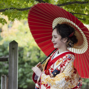 自然な光と緑の中で、素敵な写真を残せる。|THE GARDEN DINING 弓絃葉（ザ・ガーデンダイニング ユズルハ）の写真(18836116)