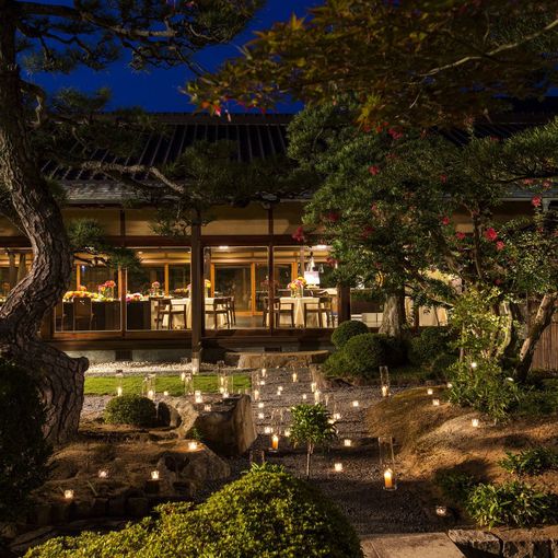 THE GARDEN DINING 弓絃葉（ザ・ガーデンダイニング ユズルハ）の結婚式の公式写真（3枚目）