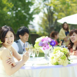 緑あふれるガーデンにてガーデンパーティー