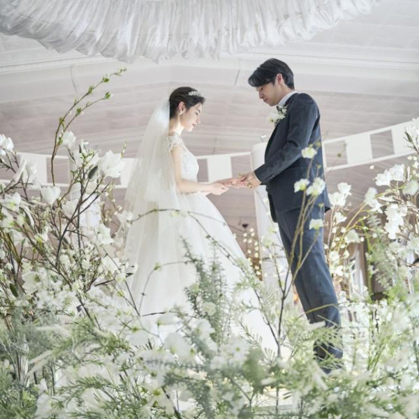 愛で溢れた温かい結婚式を