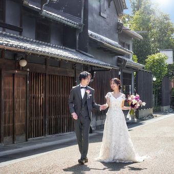 川原町倶楽部 ラ・ルーナピエーナ 〈エルフラットグループ〉