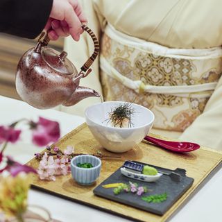一晩昆布締めした「鯛茶漬け」はゲストからも好評
