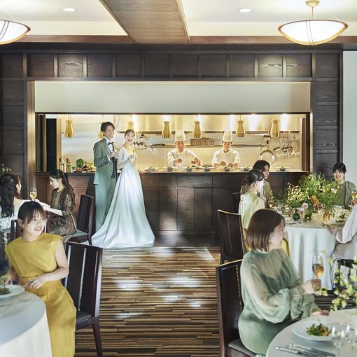 川原町倶楽部 ラ・ルーナピエーナ  〈エルフラットグループ〉の結婚式の公式写真（3枚目）