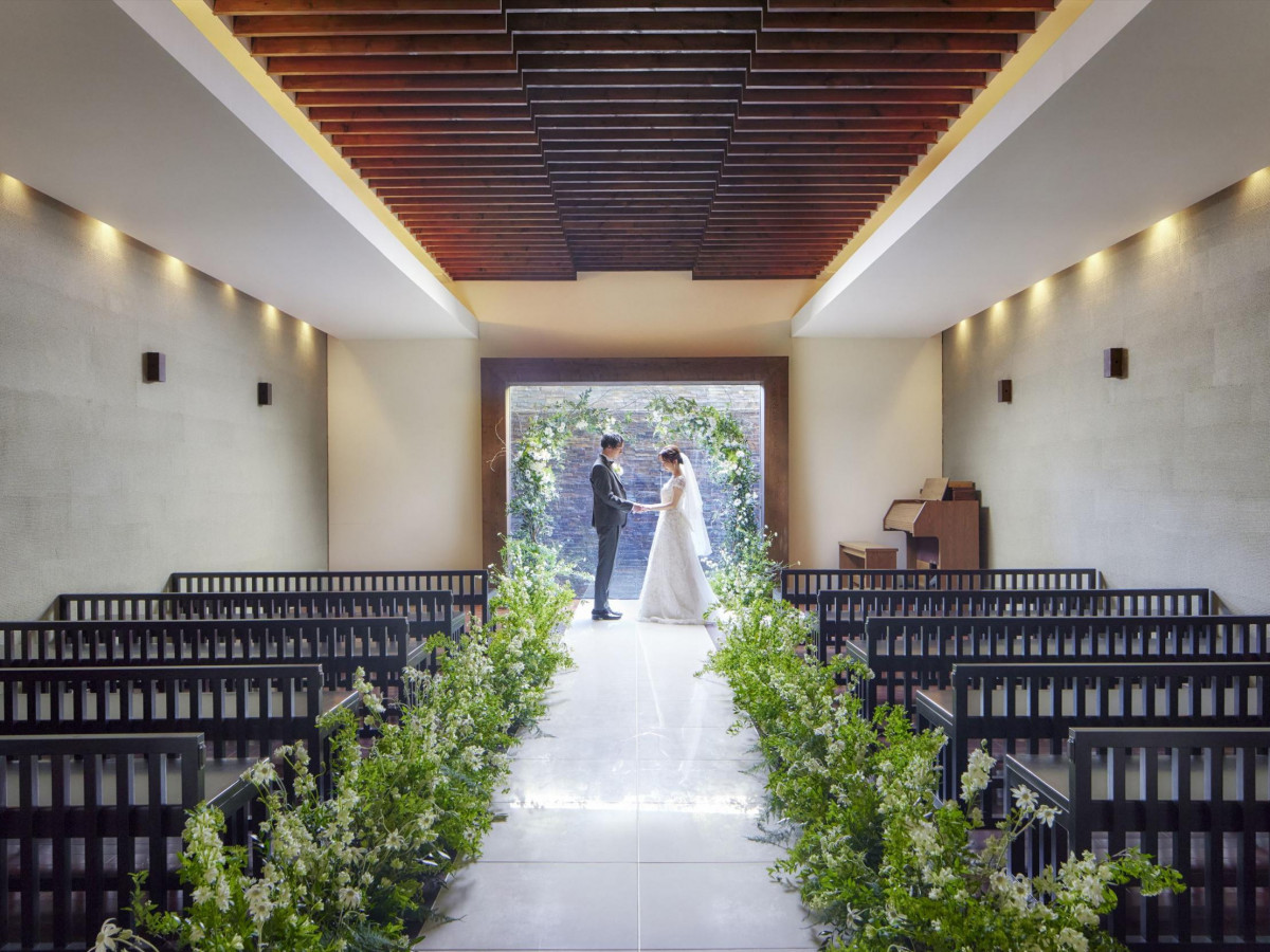  岐阜の歴史ある街並みを舞台に、
おふたりらしさを大切にした
唯一無二のウエディングを実現