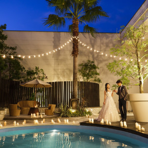夜のパーティはキャンドルを取り入れると幻想的な雰囲気に|The Palm Garden（ザ・パームガーデン）   〈エルフラットグループ〉の写真(7432126)
