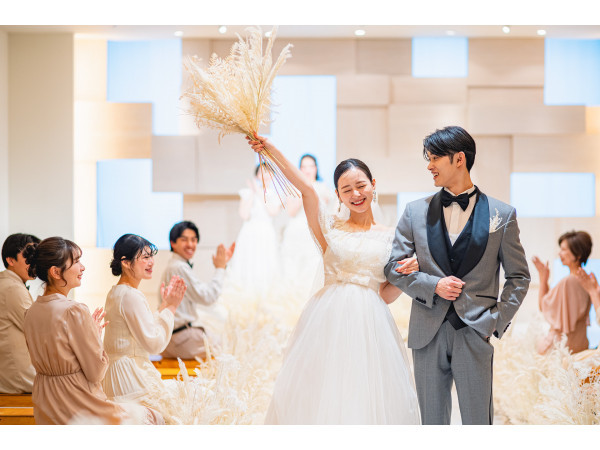 陽光溢れるナチュラルなセレモニー