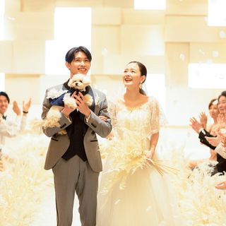 【愛犬と一緒に結婚式】大切な家族の一員と挙式+披露宴を叶える