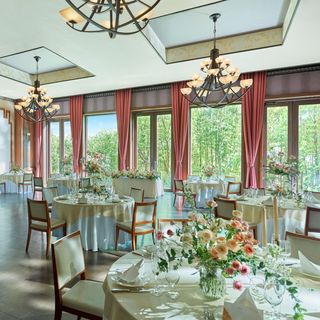 【☆連休BIG☆10大特典&ギフト券付】豪華無料試食&ドレス&挙式体験