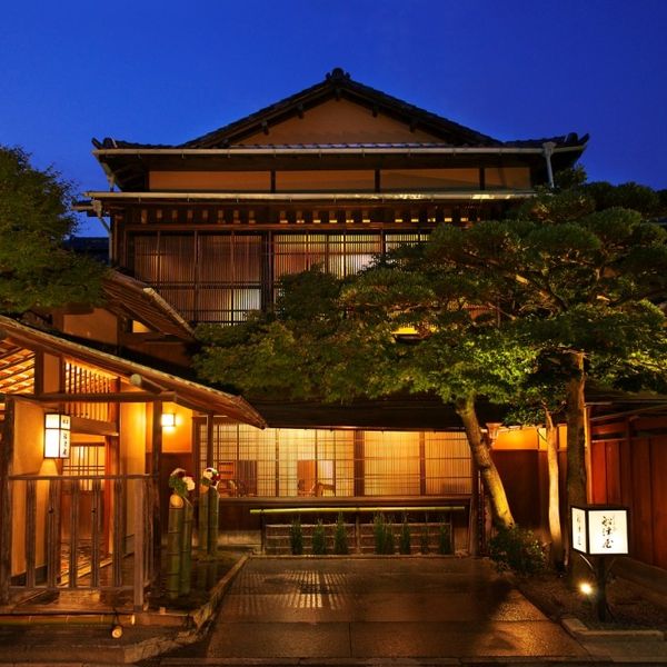 明治8年から続く老舗料亭「船津屋」 御親族様には懐かしさを、ご友人には新しさを感じて頂ける外観。|ザ フナツヤの写真(862620)