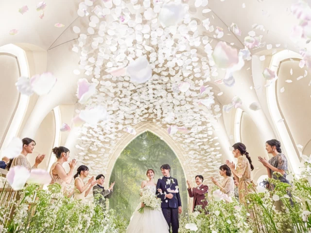 結婚式後もおふたりの【大切な場所】に訪れることができる『OBイベント』