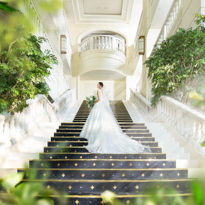 仙台市の階段演出ができる結婚式場特集