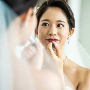 専用ブライズルームで、専属ヘアメイクアーティストがお手伝いします。|ウェスティンホテル仙台の写真(51827282)
