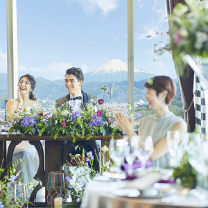 背景には世界遺産の富士山などの絶景が広がります。|グランディエールブケトーカイの写真(12038887)