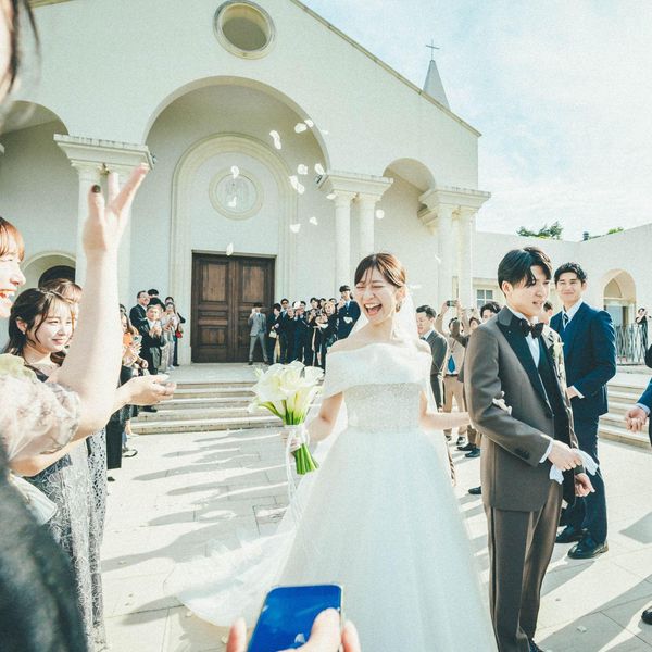 緊張が解けて、楽しさ広がるアフターセレモニー|ローズガーデンクライスト教会の写真(63683571)