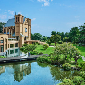 細川家の別邸だったと言われる300年以上の歴史ある日本庭園|Precious&Gracious マリエール 神水苑の写真(35465363)