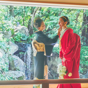 親子の絆を深める「紅差しの儀」|Precious&Gracious マリエール 神水苑の写真(55673697)