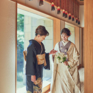 【自然光差し込む和婚式】緑溢れる神殿×広大な庭園見学◆試食付