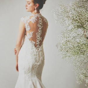 きめ細やかで美しさが光るバックスタイル|W the style of wedding（ダブリューザスタイルオブウエディング）の写真(41395752)
