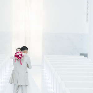 白基調の背景で素敵なカットを。|W the style of wedding（ダブリューザスタイルオブウエディング）の写真(52937802)
