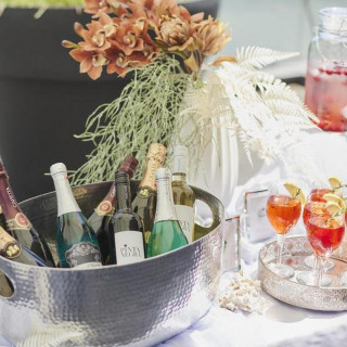 W自慢の種類豊富なカクテルで最高のおもてなし！