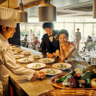 【2名からOK】絶景チャペル挙式体験&美食ホテルで叶う少人数婚