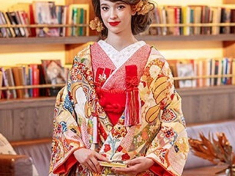 和装も似合うパーティ会場で憧れの和婚を