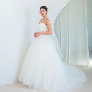 憧れの「ISAMU MORITA・JILL STUART・ハツコエンドウ・蜷川実花」を始め、世界的に支持されるドレス|ララシャンス迎賓館 高知の写真(54058729)