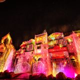 夜限定！プロジェクションマッピングショー見学