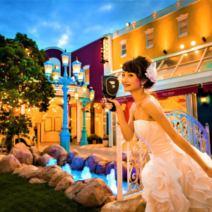本当に結婚式場？まるでテーマパークにいるみたいなかわいい一枚を☆|ウエディング ファンタジアの写真(9305090)