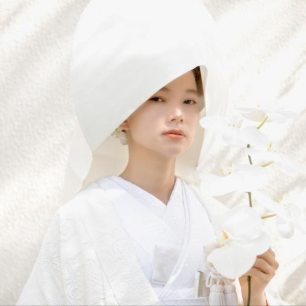 伝統和装である白無垢を纏い思い出に残る挙式を