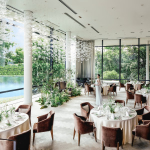 ーForest side terraceー天井高く開放的な空間|IRIS WATER TERRACE AYAMEIKE（イリスウォーターテラスあやめ池）の写真(48713562)