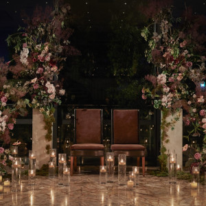 -Night Wedding-大理石に反映する灯り|IRIS WATER TERRACE AYAMEIKE（イリスウォーターテラスあやめ池）の写真(41872519)