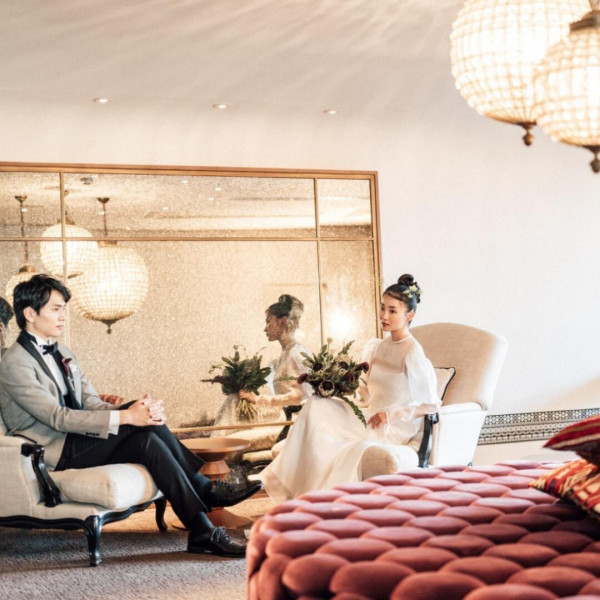 非日常空間に彩りを添えるインテリア