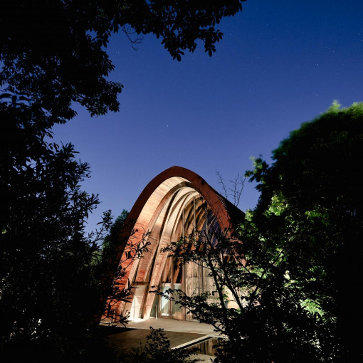 IRIS WATER TERRACE AYAMEIKE（イリスウォーターテラスあやめ池）