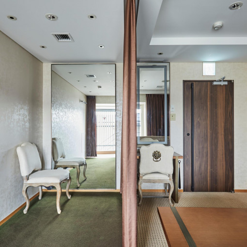 IRIS WATER TERRACE AYAMEIKE（イリスウォーターテラスあやめ池）