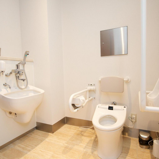 IRIS WATER TERRACE AYAMEIKE（イリスウォーターテラスあやめ池）