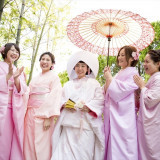 天姫と一緒に笑顔で写真撮影