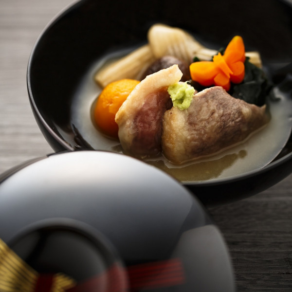 加賀の郷土料理をメニューに加えて