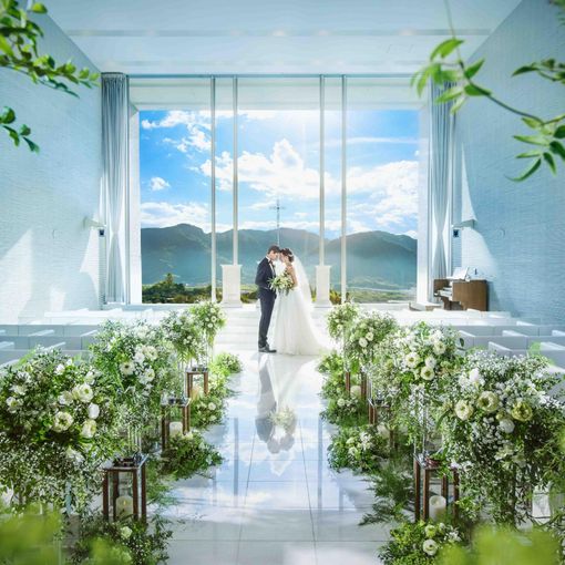 アールベルアンジェ山口の結婚式の公式写真（1枚目）