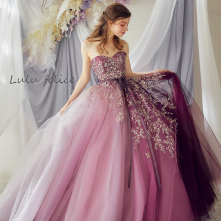 Lulu Felice グリッターの綺麗さが好評のルルのドレス。