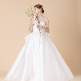 【ドレス試着】何度でもOK!お気に入りの1着を見つけよう