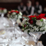 12月のWeddingにはクリスマスカラーのお花も素敵です。