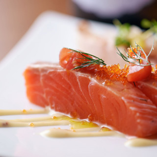 【プレミアムお食事券を無料でプレゼント♪】