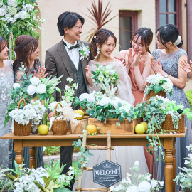 ＼憧れを予算内で／圧巻大聖堂×ドレス試着×3万試食ALL体験
