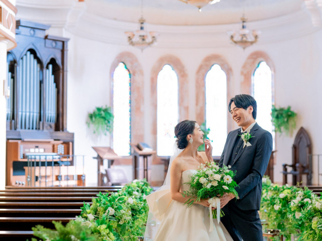 【来館したいと思われる理由】先輩花嫁が会場探しの1軒目に選んだ決め手は