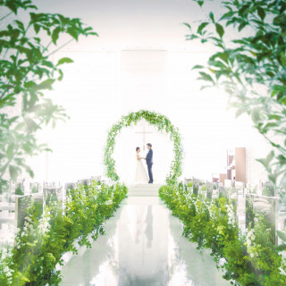 【1軒目来館★155万特典】天井高5m＊白亜チャペル×食べ比べ試食